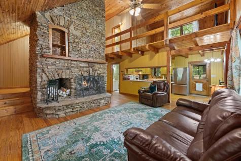 421 Twin Creeks Blue Ridge GA 30513