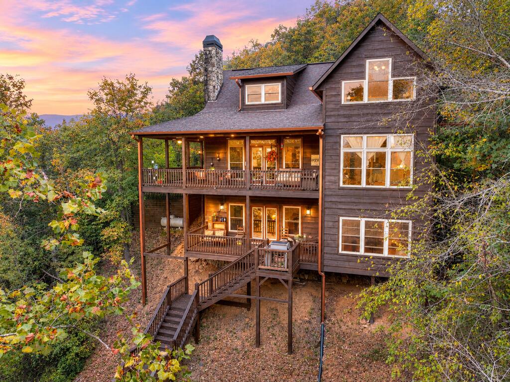 633 Riverfront Drive Ellijay GA 30536