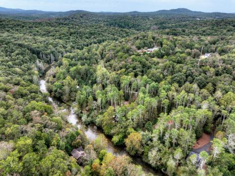 633 Riverfront Drive Ellijay GA 30536