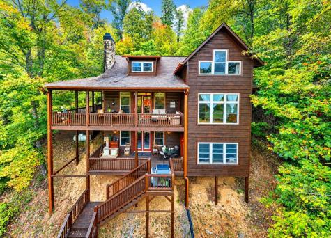 633 Riverfront Drive Ellijay GA 30536
