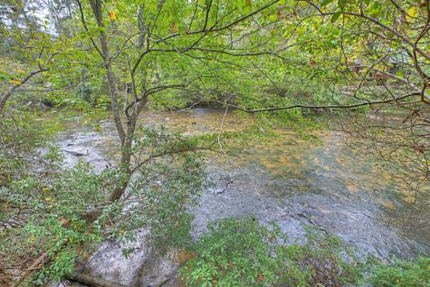 633 Riverfront Drive Ellijay GA 30536