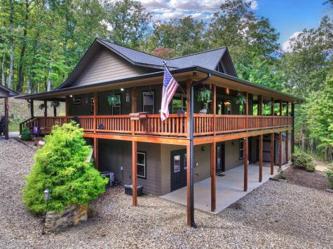512 Star Creek Crossing Morganton GA 30560