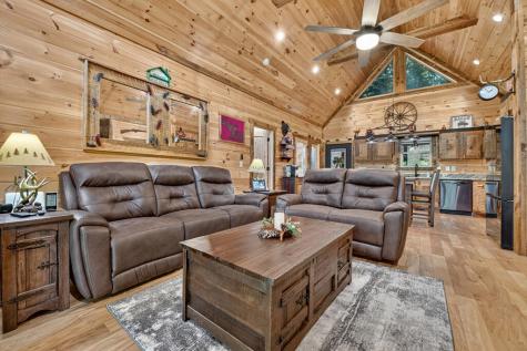 512 Star Creek Crossing Morganton GA 30560