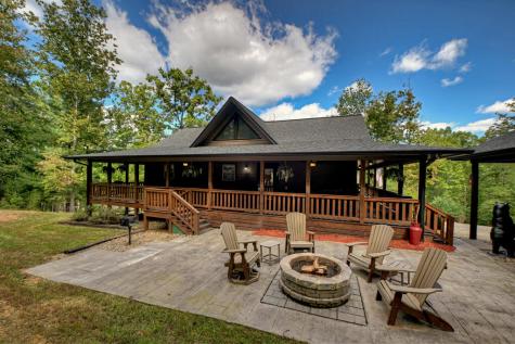 512 Star Creek Crossing Morganton GA 30560