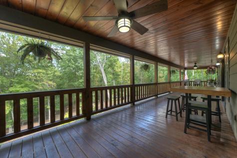 512 Star Creek Crossing Morganton GA 30560