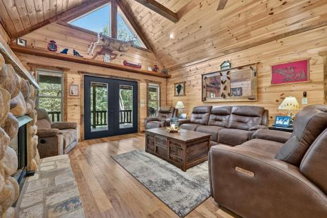 512 Star Creek Crossing Morganton GA 30560