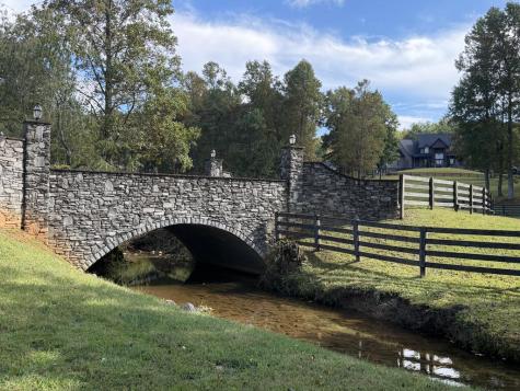 512 Star Creek Crossing Morganton GA 30560
