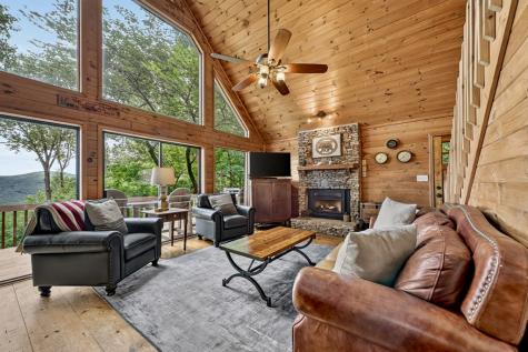 161 Walnut Ridge Ellijay GA 30536