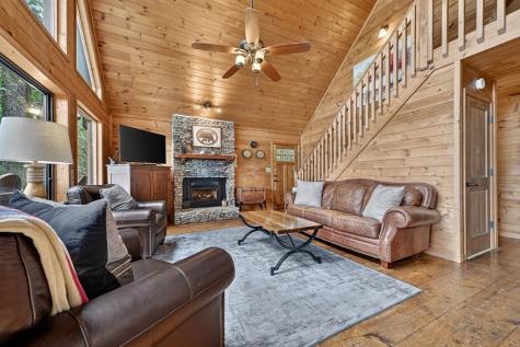 161 Walnut Ridge Ellijay GA 30536