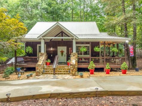 2084 Newport Drive Ellijay GA 30540