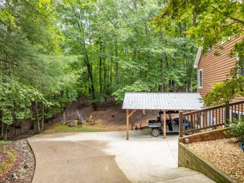 2084 Newport Drive Ellijay GA 30540