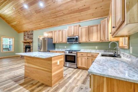 134 Camp Creek View Blairsville GA 30512
