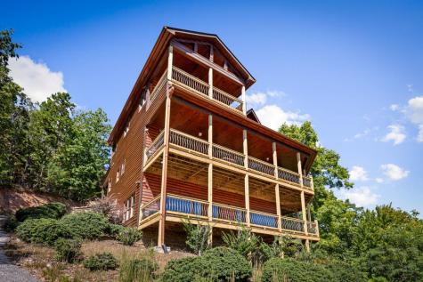 275 Rising Star Lane Mineral Bluff GA 30559