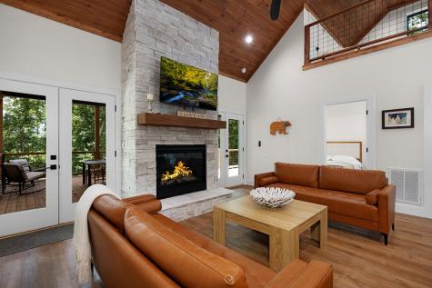 32 Hilton Drive Ellijay GA 30540