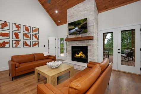 32 Hilton Drive Ellijay GA 30540