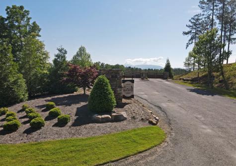 32 Hilton Drive Ellijay GA 30540