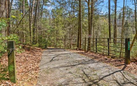 380 Bear Foot Drive Blue Ridge GA 30513