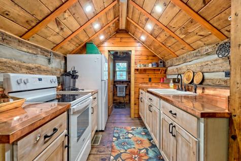1064 Muskrat Creek Road Hayesville NC 28904