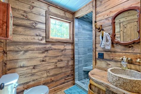 1064 Muskrat Creek Road Hayesville NC 28904