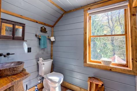1064 Muskrat Creek Road Hayesville NC 28904