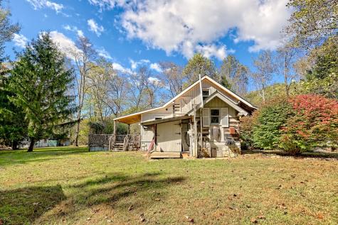 1064 Muskrat Creek Road Hayesville NC 28904