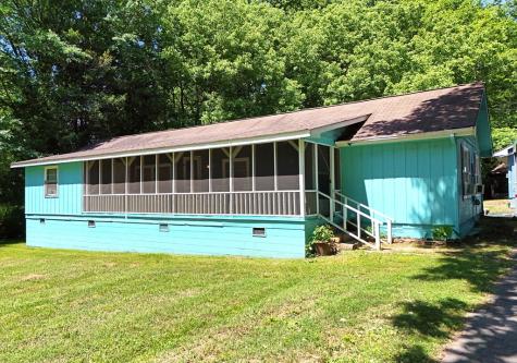 6156 Southern Road Young Harris GA 30582