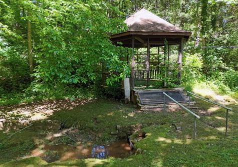 6156 Southern Road Young Harris GA 30582