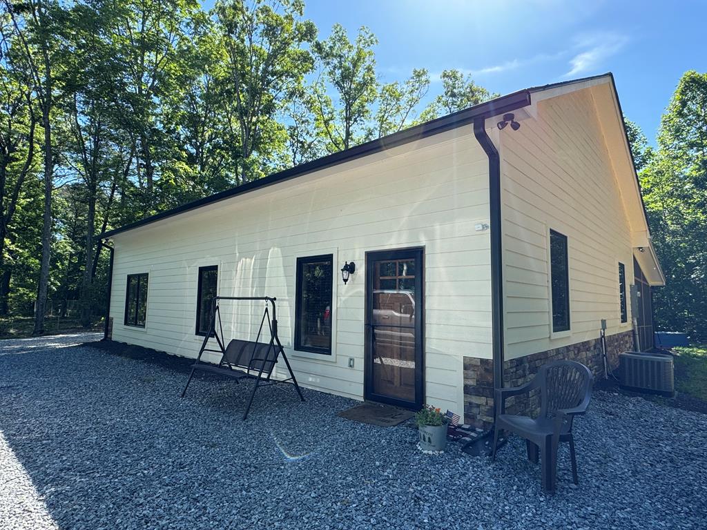 3058 River Road Mineral Bluff GA 30559