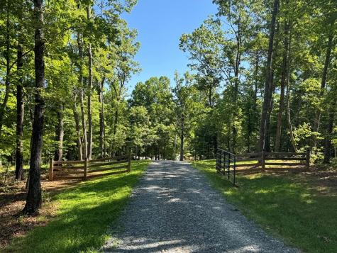 3058 River Road Mineral Bluff GA 30559