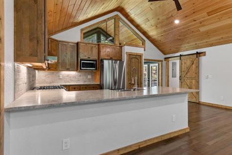 105 Loftis Mountain Road Blairsville GA 30512