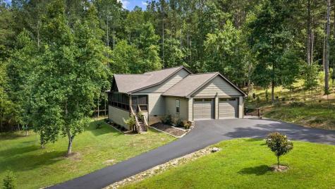 105 Loftis Mountain Road Blairsville GA 30512
