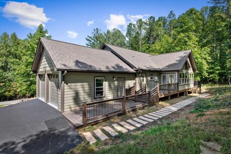 105 Loftis Mountain Road Blairsville GA 30512