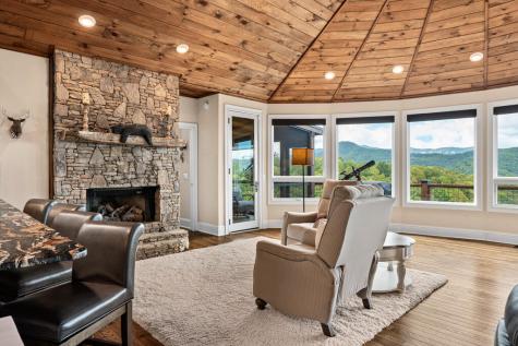 2602 The Ridges Hiawassee GA 30546