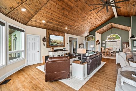 2602 The Ridges Hiawassee GA 30546