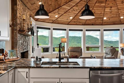 2602 The Ridges Hiawassee GA 30546