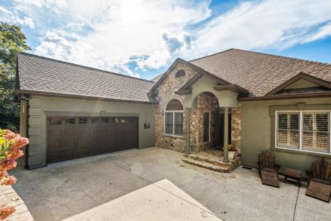 2602 The Ridges Hiawassee GA 30546