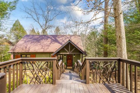 1449 Cherokee Lane Mccaysville GA 30555