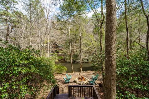 1449 Cherokee Lane Mccaysville GA 30555