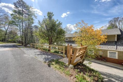 92 Notla Vista I Blairsville GA 30512