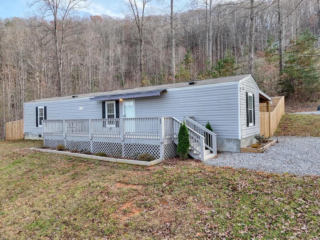 85 Wounded Knee Lane Hayesville NC 28904