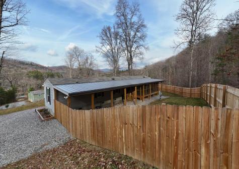 85 Wounded Knee Lane Hayesville NC 28904