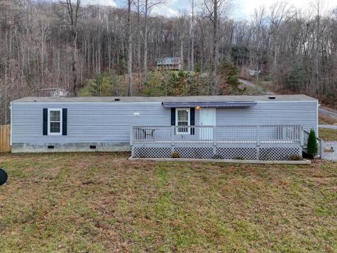 85 Wounded Knee Lane Hayesville NC 28904