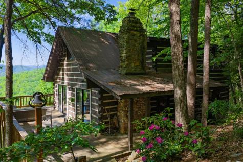 1049 Rockwater Road Ellijay GA 30536