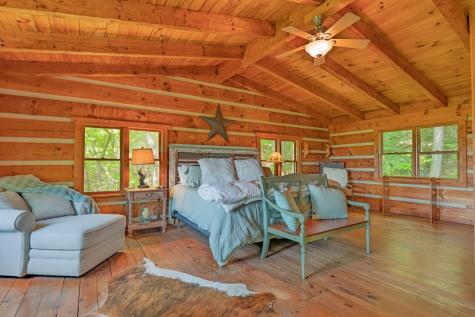 1049 Rockwater Road Ellijay GA 30536