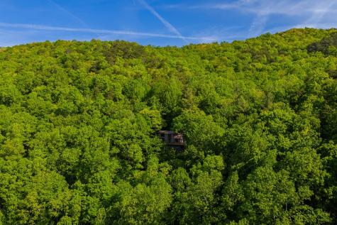1049 Rockwater Road Ellijay GA 30536