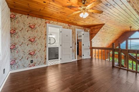 913 Royal Oaks Trail Brasstown NC 28902