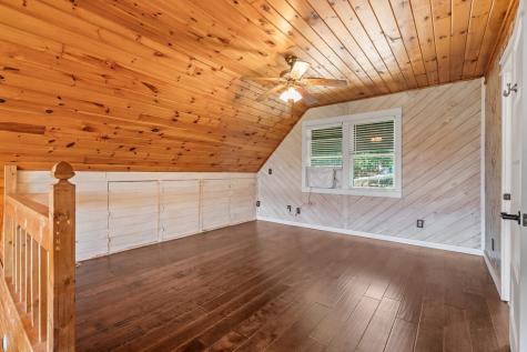 913 Royal Oaks Trail Brasstown NC 28902
