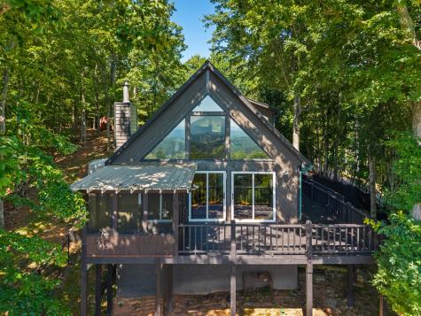 913 Royal Oaks Trail Brasstown NC 28902
