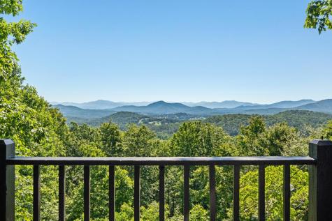 913 Royal Oaks Trail Brasstown NC 28902