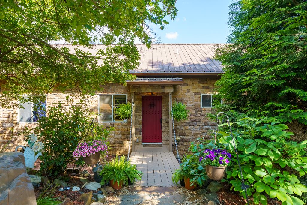 325 Weoka Court Ellijay GA 30541